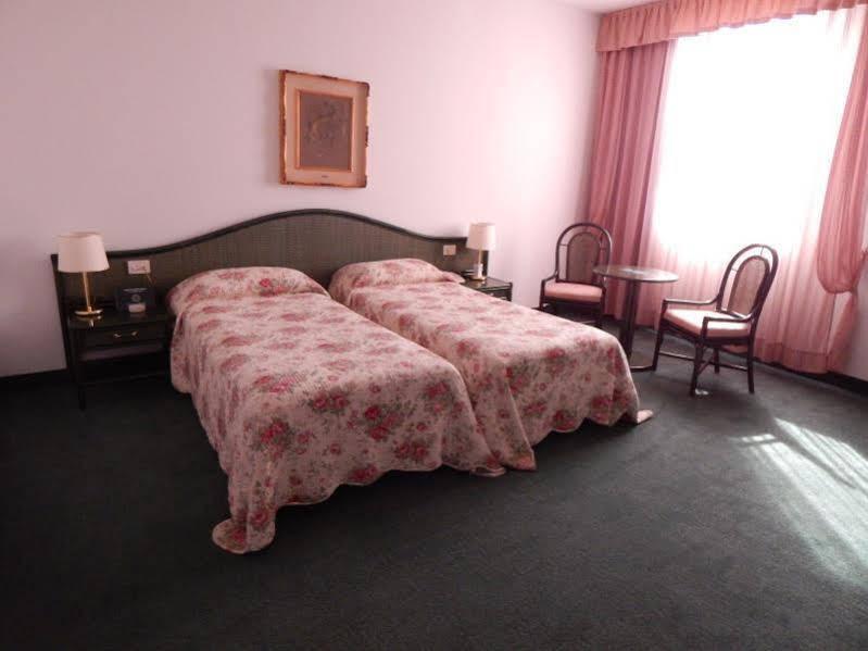 Green Park Bologna Residence ภายนอก รูปภาพ